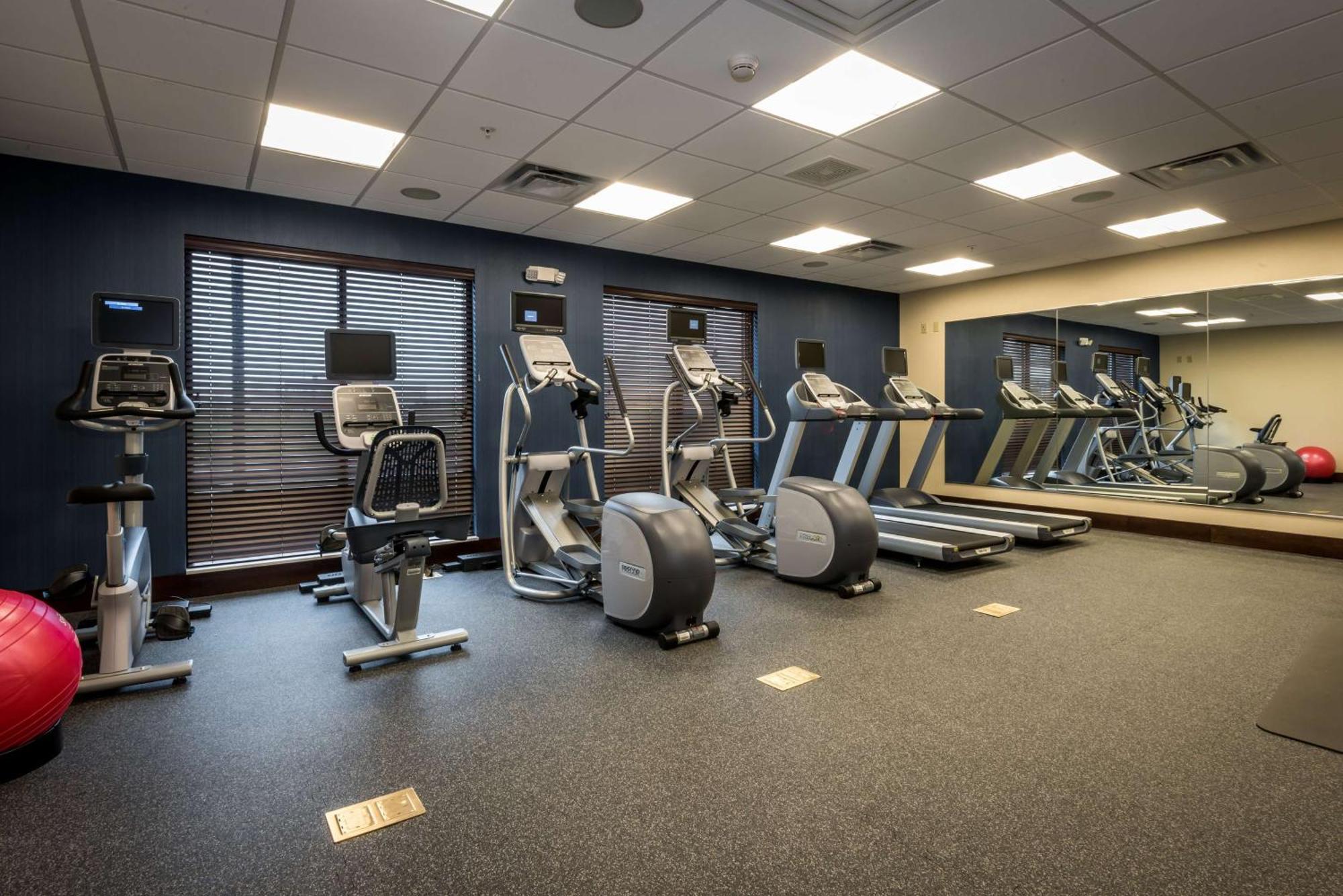 Hampton Inn & Suites By Hilton Hammond, In Buitenkant foto